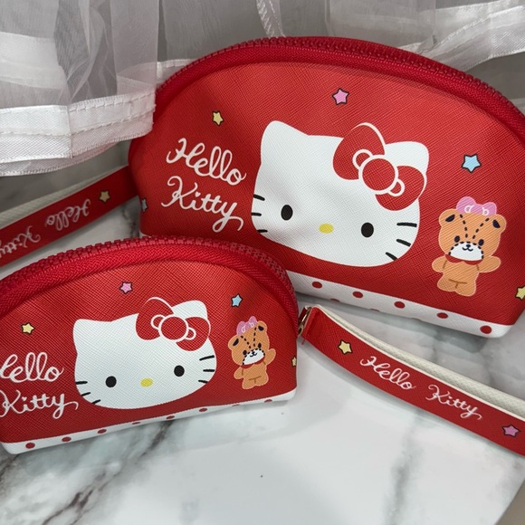 Hello Kitty Red and White Cosmetic Bag Set - Picture 1 of 13